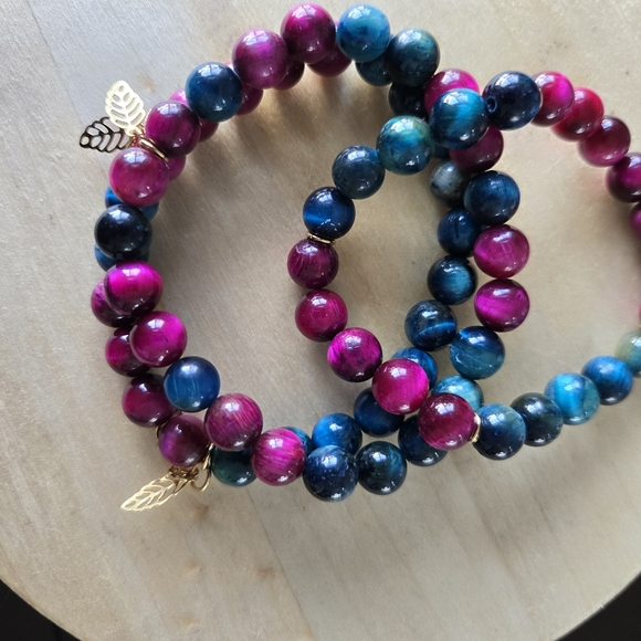 other Accessories - Blue & Pink Tiger Eye Stone w/gold feather charm Stretchy Bracelet 7.5"Jewelry.